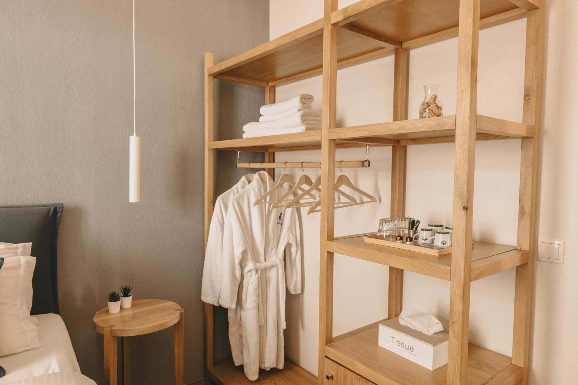 Giardino High Living Suites Драма Номер фото