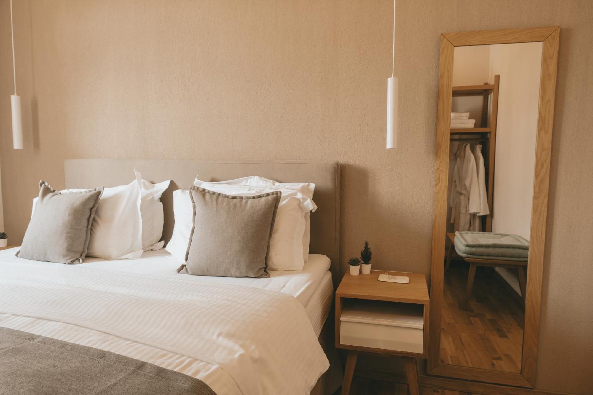 Giardino High Living Suites Драма Номер фото