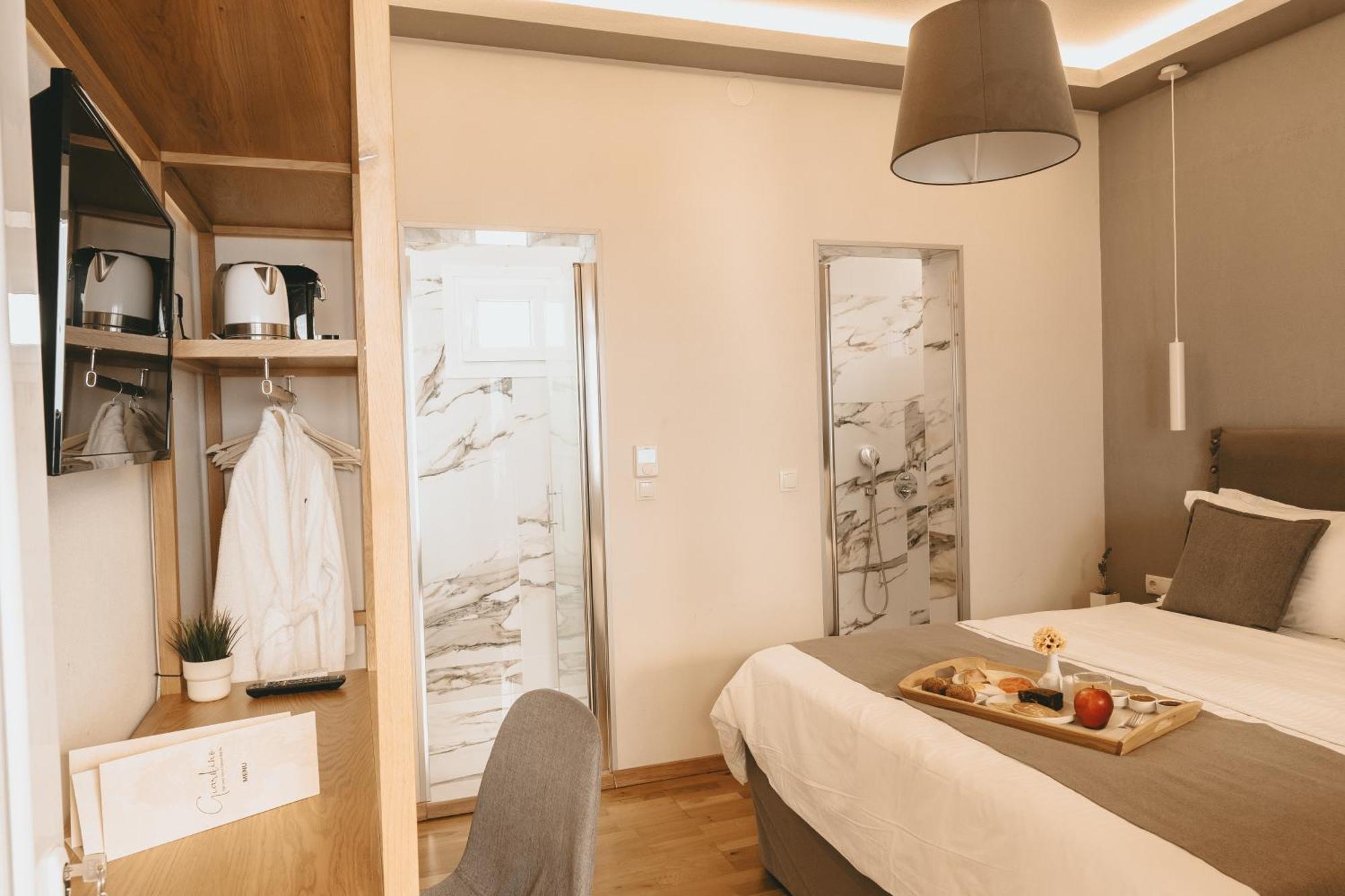 Giardino High Living Suites Драма Номер фото