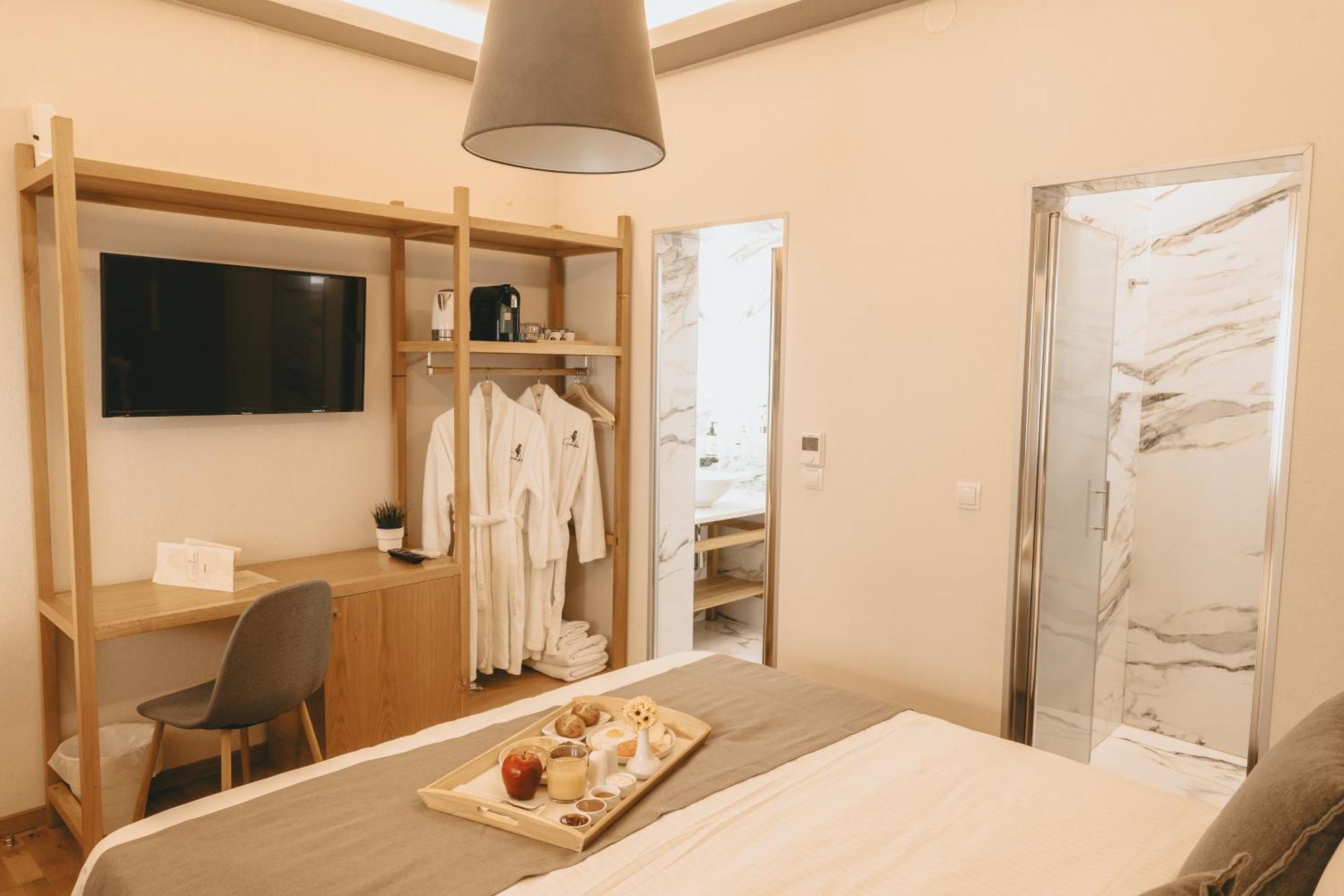 Giardino High Living Suites Драма Номер фото